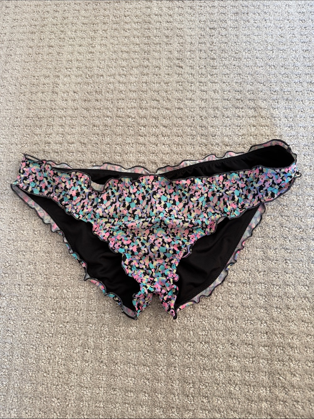 Victoria's Secret Black Bikini Bottoms with Multicolor Floral Print sz L